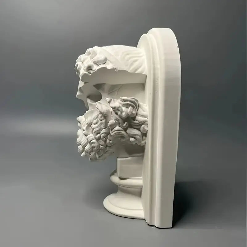 The Mask of the Forgotten King Statue
