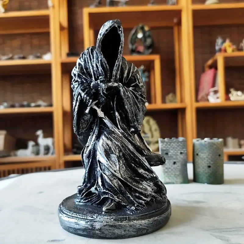 The Shadow of the Black Mast Statue
