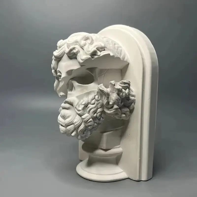 The Mask of the Forgotten King Statue