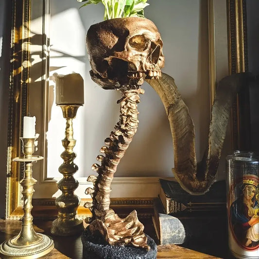 The Spine of the Fallen Captain Statue