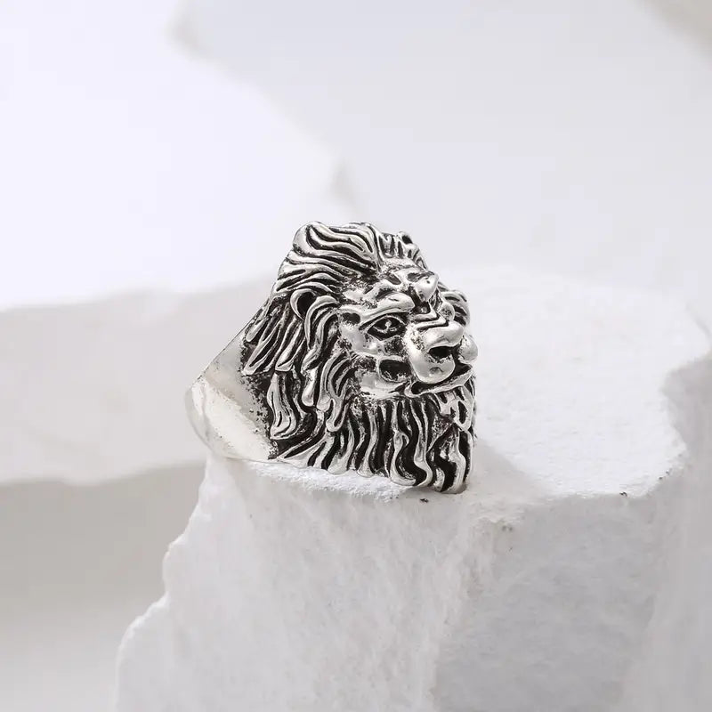 The Lion Head Ring